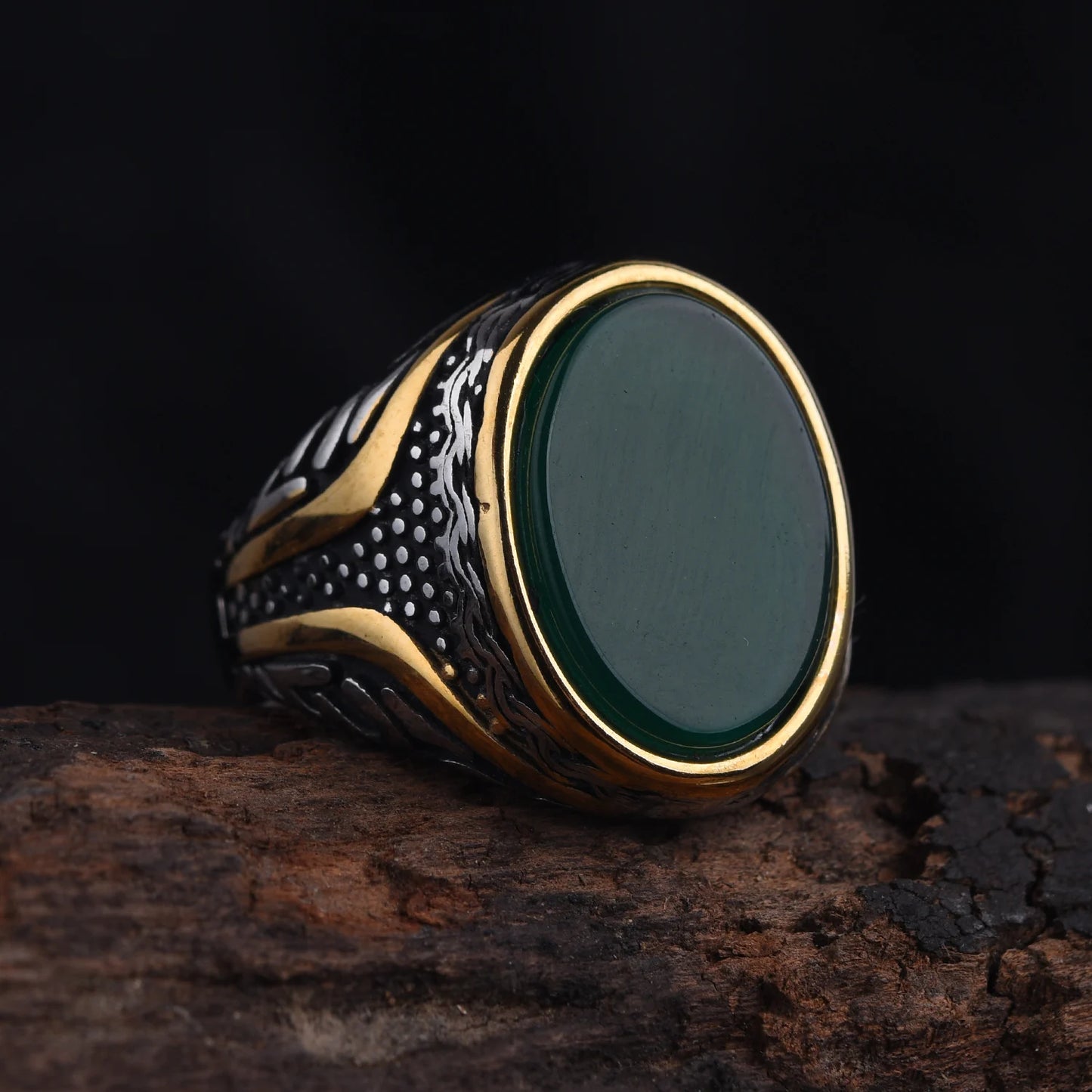 Classic stainless steel ring, many gemstone colors, fashionable high-quality unisex.