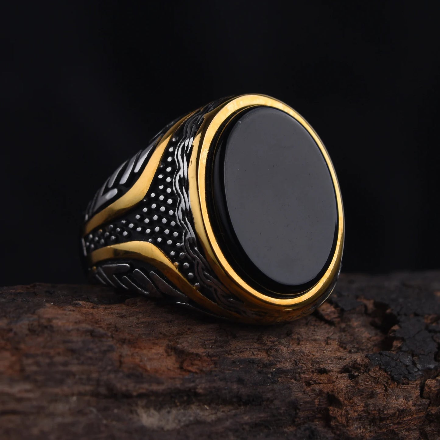 Classic stainless steel ring, many gemstone colors, fashionable high-quality unisex.
