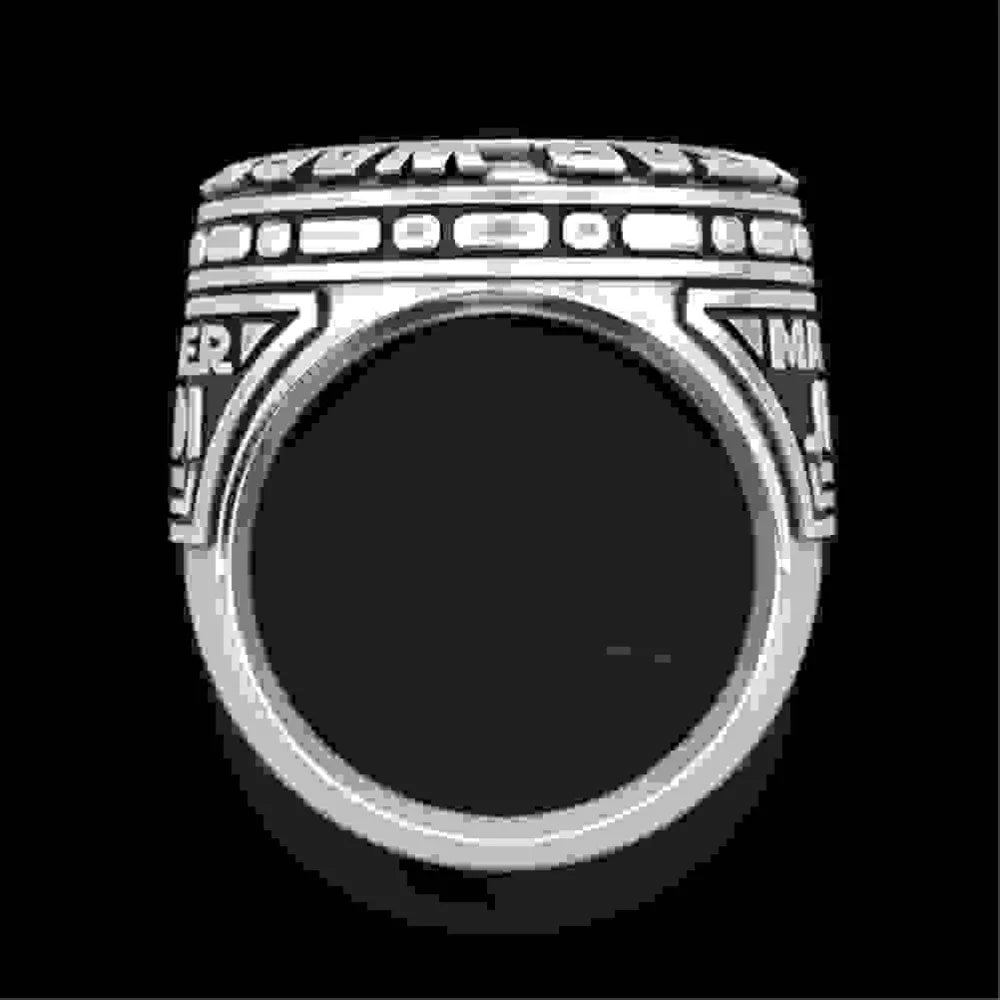 Exquisite retro warrior men's ring, bold domineering style, unique niche party accessory.