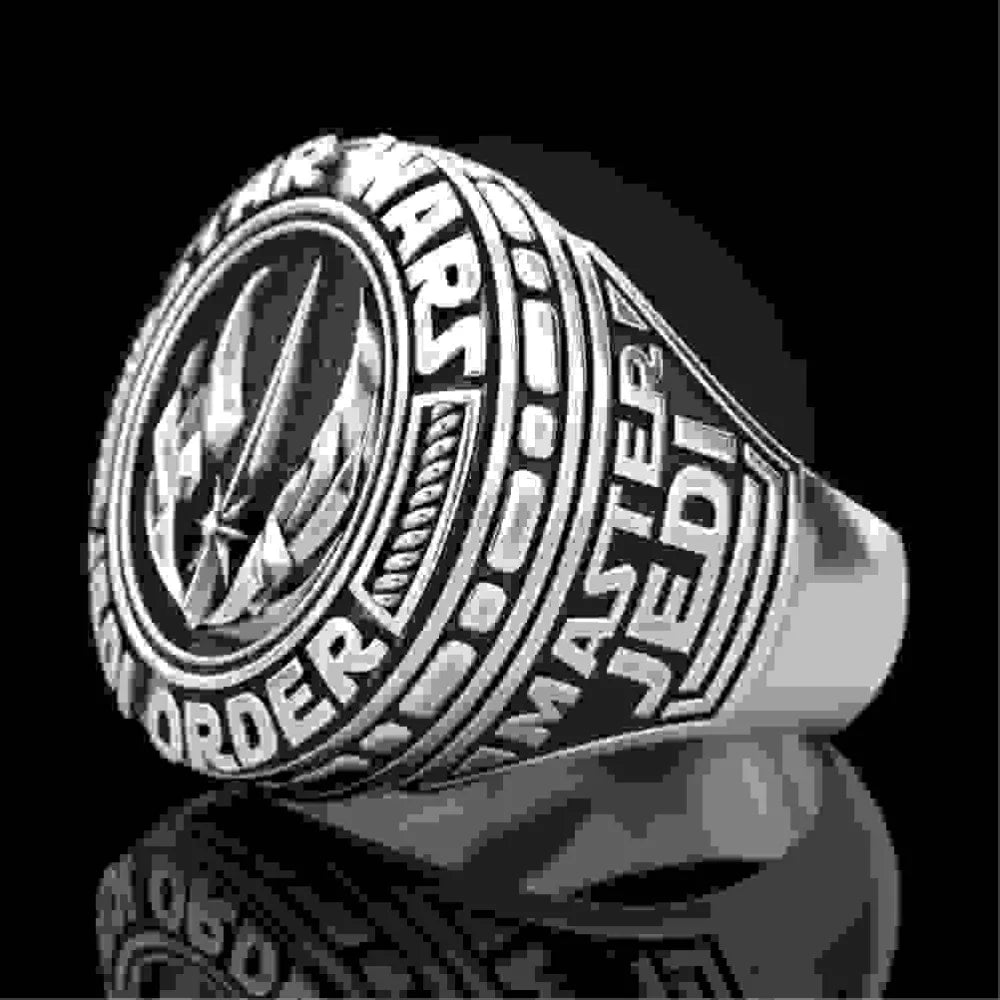 Exquisite retro warrior men's ring, bold domineering style, unique niche party accessory.