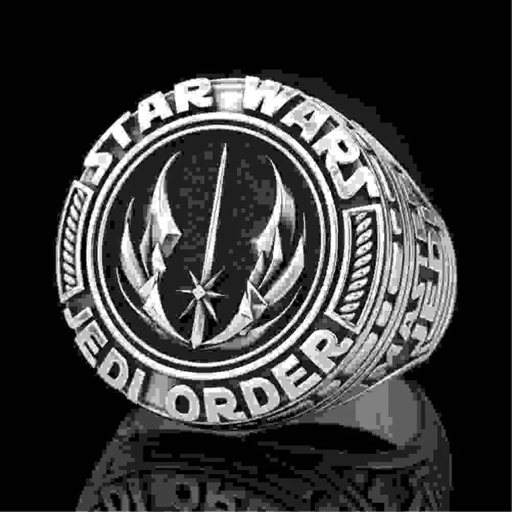 Exquisite retro warrior men's ring, bold domineering style, unique niche party accessory.